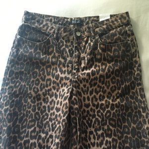 Zara leopard print denim wide leg crop sz 8